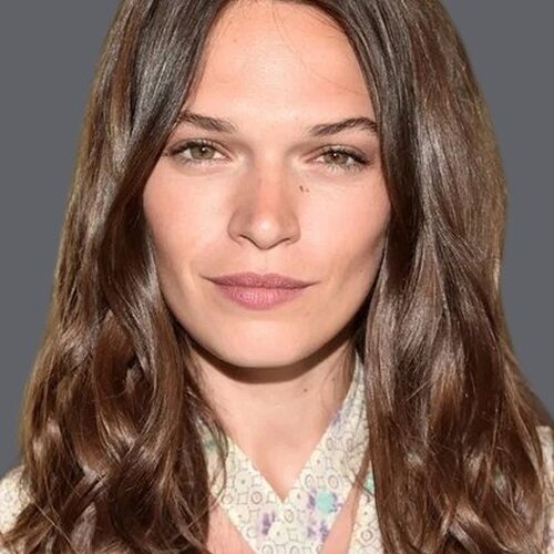 Anna Brewster