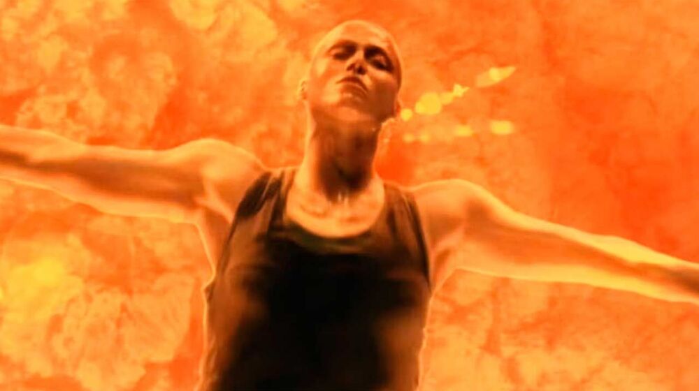 David Fincher reniega de esta pel&iacute;cula de ciencia ficci&oacute;n, pero el tiempo ha sido m&aacute;s amable con ella: "Nadie la odiaba m&aacute;s que yo"