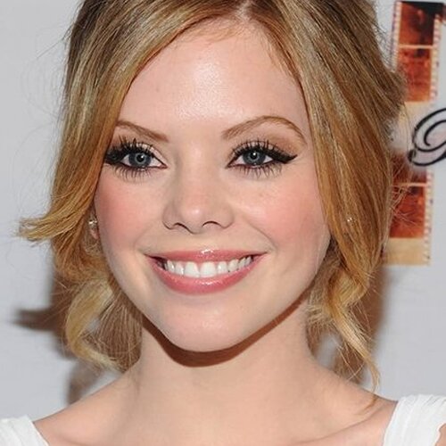 Dreama Walker