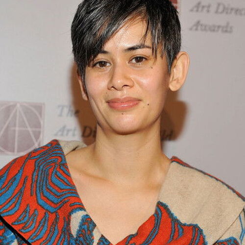 Suttirat Anne Larlarb