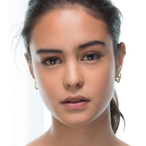 Courtney Eaton