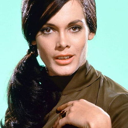 Martine Beswick