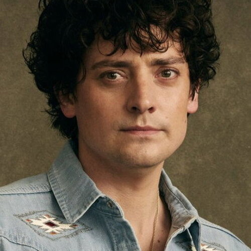 Aneurin Barnard