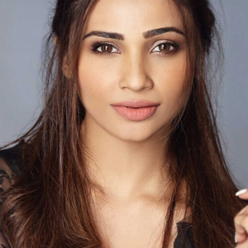 Daisy Shah